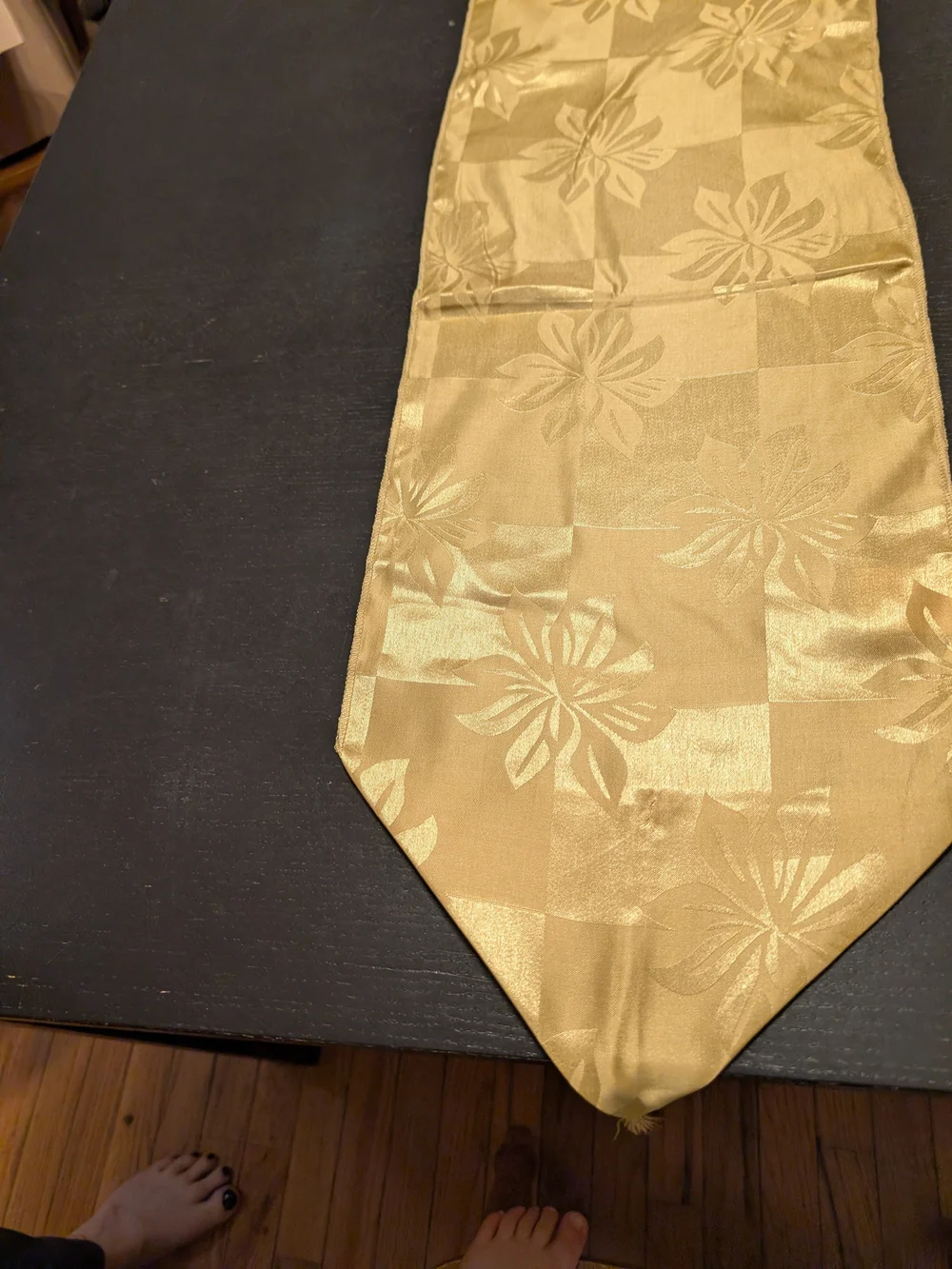 Gold Floral Jacquard Table Runner